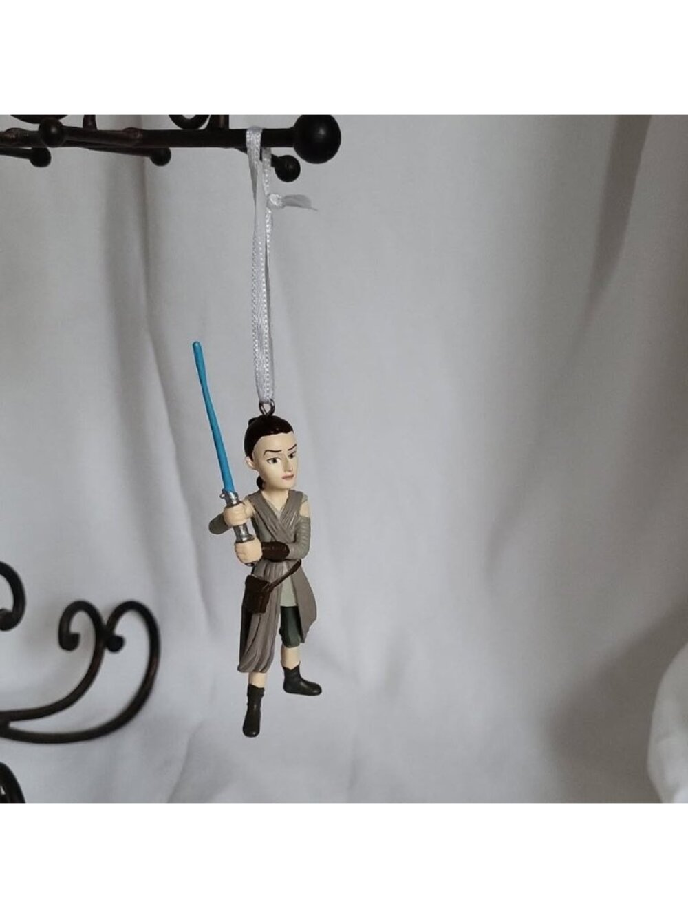 REY Star Wars The Last Jedi Hallmark Christmas Tree Ornament Disney